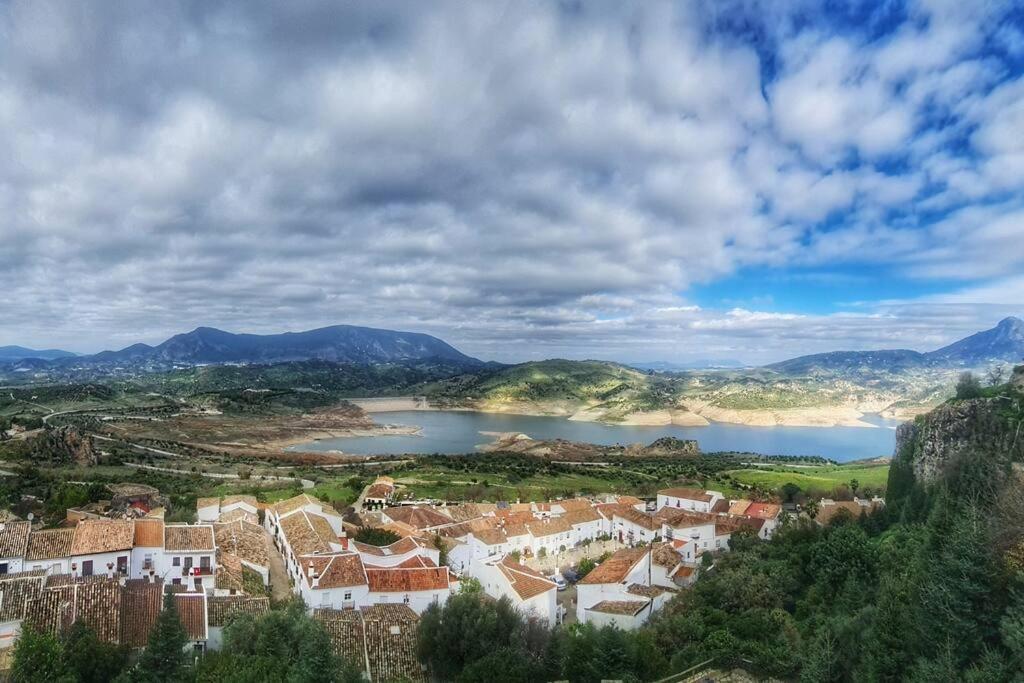 Penzion Entre Vistas Zahara De La Sierra Exteriér fotografie